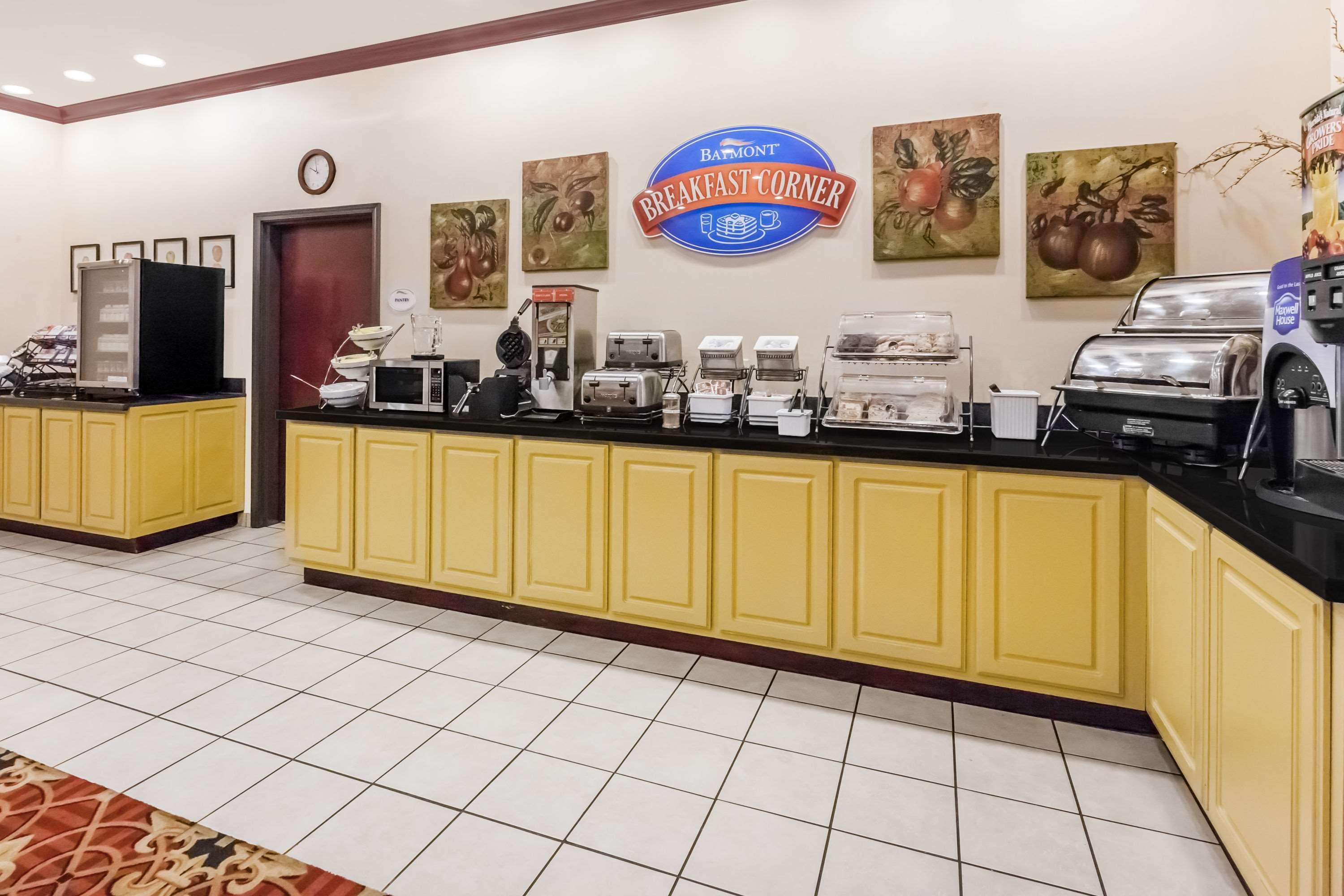 Baymont By Wyndham Hotel Henderson
