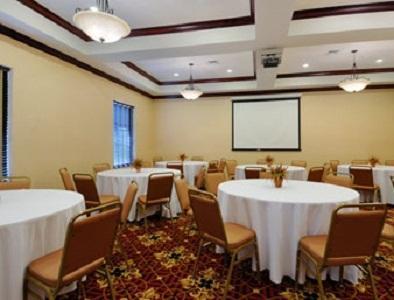 Hotel Baymont By Wyndham 3*
